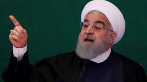Həsən Ruhani: Dünya bir virusla, İran isə iki virusla mübarizə aparır