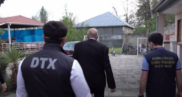 İsmayıllıda icra nümayəndəsinin saxlanılma anı —  DTX-nın əməliyyat videosu