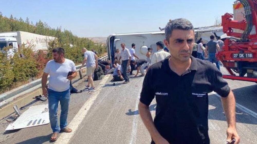 Türkiyədə ağır yol qəzası: azı 15 nəfər öldü