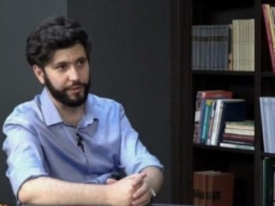 Erməni politoloq: “Ermənistan Rusiya ilə Qərb arasında geosiyasi toqquşma meydanına çevriləcək”