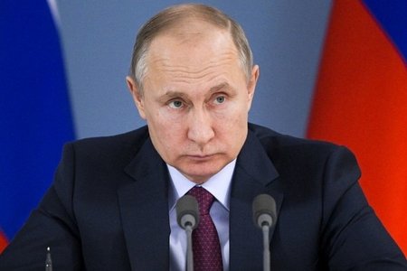 Putin Rusiyada koronavirusla bağlı vəziyyətin pisləşməyə doğru getdiyini bildirib