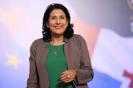 Salome Zurabişvili Prezident İlham Əliyevə təşəkkür edib