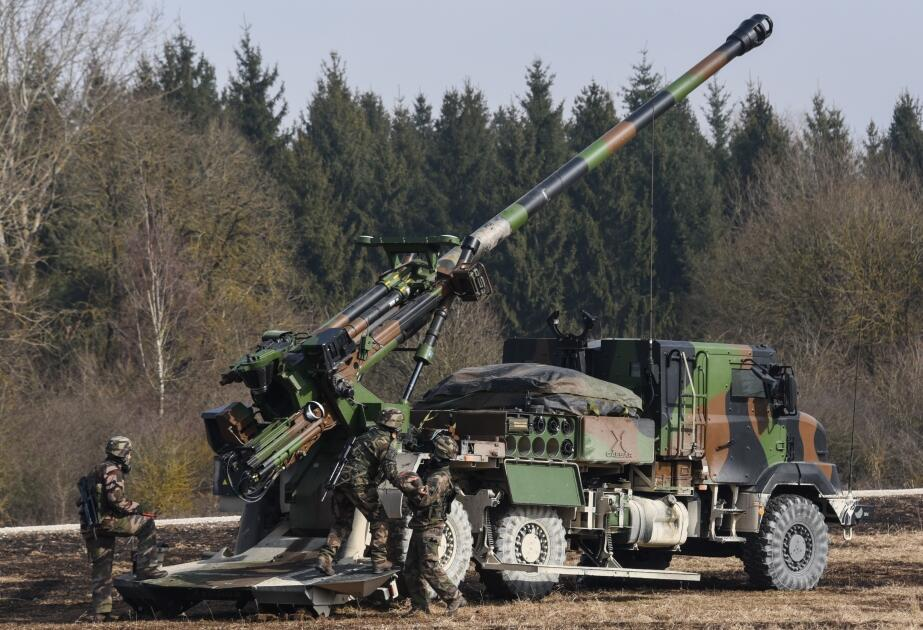 Danimarka Ukrayna ordusuna çox sayda silah verir