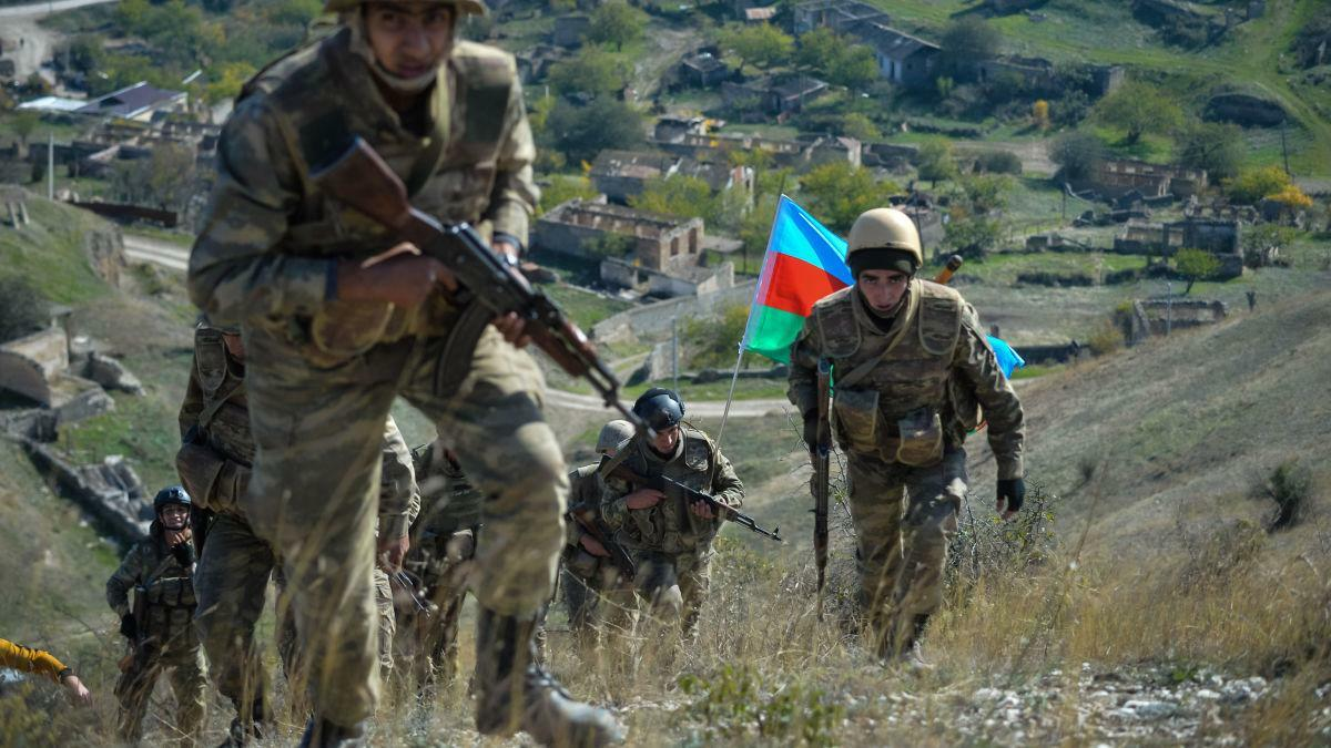Mövqelər itirdik, Azərbaycan ordusu Zəngəzurda... - Qeqamyan yeni faktlar açır